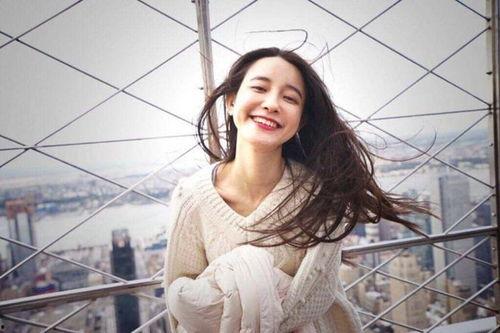 张大奕吃瓜百度网盘,揭秘百度网盘背后的风云涌动