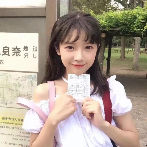 吃瓜网红照片头像女,揭秘网红照片头像背后的故事